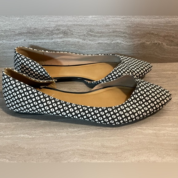 GAP Geometric Print D'orsay Flats Black/White Classy Flats Buisness Casual 10 - Picture 1 of 2